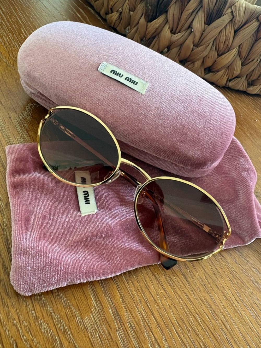 Brand new Miu Miu SMU52Y sunglasses with case